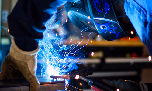 Visual representation of Open Source vs. Proprietary AI: The 2026 Sovereign Audit