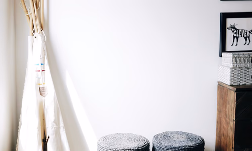 A high-tech fitness tracker on a wrist, displaying heart rate data with a clean, privacy-focused interface.