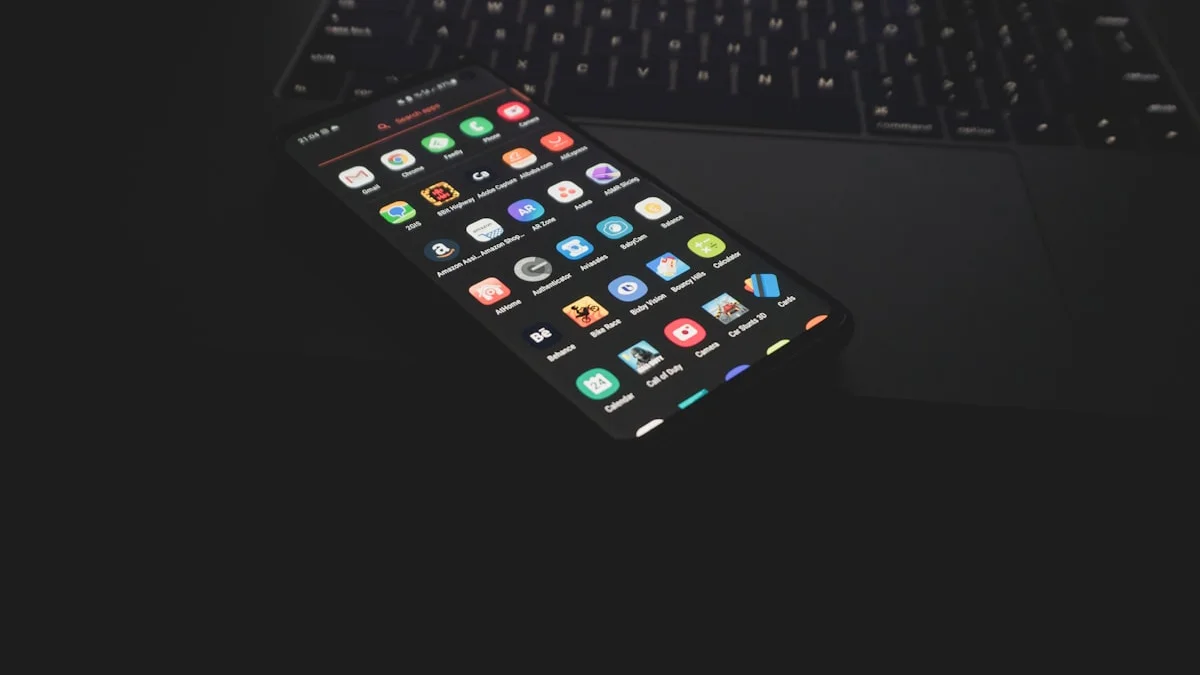 Android logo with security shield overlay