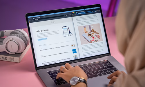 A digital eye representing surveillance, with a lock symbol overlaying it to signify privacy protection.