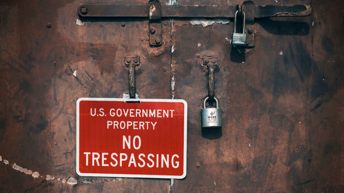 A map of the United States with highlighted states representing active privacy laws.