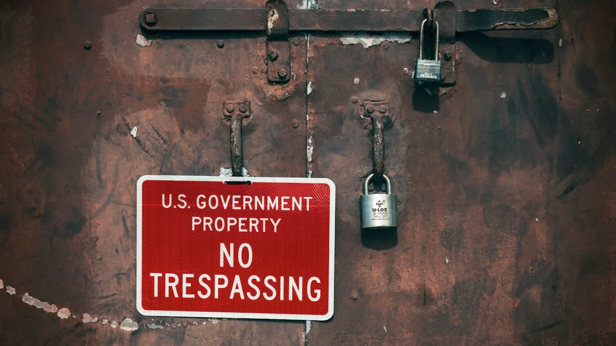 A map of the United States with highlighted states representing active privacy laws.