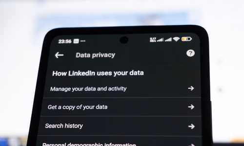 A conceptual visualization of the US Capitol building overlaid with complex AI neural networks, symbolizing the governance crisis.